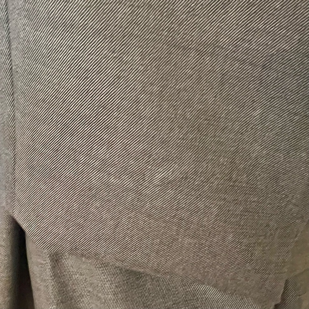 Max MARA gray bubble hem dress.  Made in Italy. Size 10 - Picture 5 of 13
